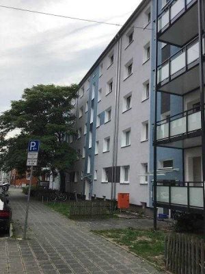 Renovierte 1,5-Zimmer-Single-Wohnung im Erdgeschoß