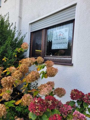 Gepflegtes 5-Zi-Reihenhaus, Garten, Terrasse, Garage,  Einkaufen + Bus um die Ecke, Heizung v. 2021