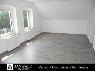 Moderne 2,5 Zimmer mit KFZ-Stellplatz