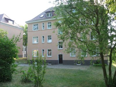 3-R-Wohnung im Grünen