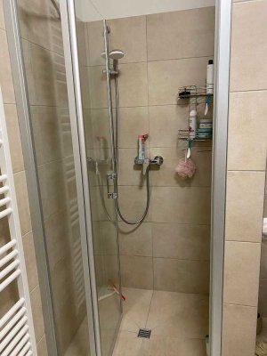 Schöne und modernisierte 1,5-Raum-Wohnung mit Einbauküche in Wilburgstetten