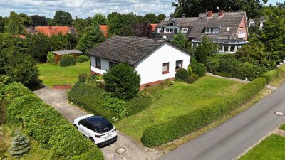 SCHMUCKES UND GEPFLEGTES EINFAMILIENHAUS - MIT ZUSÄTZLICHEM BAUGRUNDSTÜCK