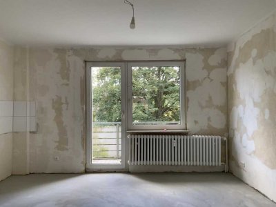 Geräumige 2,5 Zimmerwohnung mit großer Wohnküche, neuem Wannenbad mit Fenster sowie Balkon