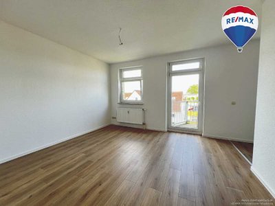 Leben in Stadtfeld Ost! Renovierte 2-Raum-Wohnung mit Balkon!