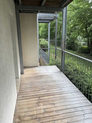 Gemütliche 2-Zimmer Erdgeschosswohnung mit Balkon und Blick ins Grüne