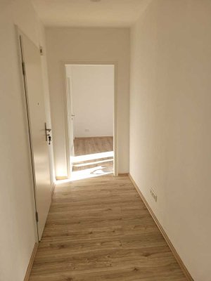 Gepflegte 2-Zimmer-Hochpaterrewohnung in Köln-Auweiler