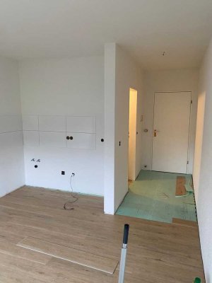 1 Zimmer Wohnung / Kernsaniert mit Küche / Siegen
