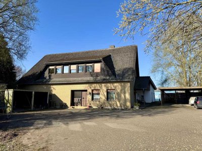 Vermietetes Zweifamilienhaus mit großzügigem Grundstück und Erweiterungsmöglichkeit