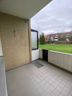 Moderne 3-Zimmer Wohnung mit Balkon im Grünen in Meerbusch Strümp!