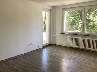 Geräumige 3-Raumwohnung mit Balkon und Blcik ins Grüne