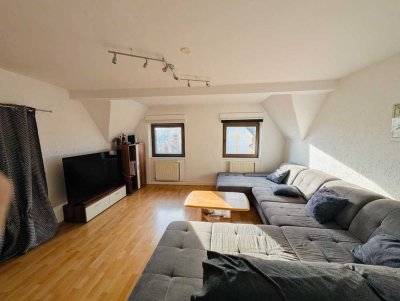 Stadtleben genießen in zentraler Lage: Charmante 3,5-ZKB-Dachgeschosswohnung in Worms