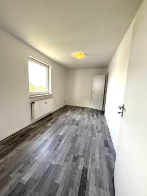 APPARTEMENT FÜR DEN PENDLER ODER SINGLE!!! 1,5-Zimmer in Ruhiglage mit Pantryküche!!