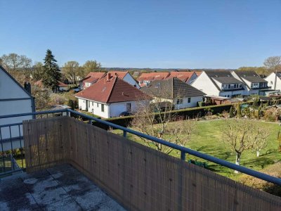 Schöne große zwei Zimmer Wohnung mit EBK und Südterrasse