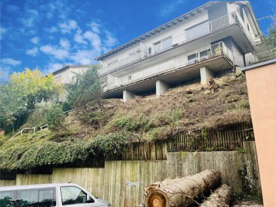 Solides 6-Parteienhaus mit Ausblick – ideal für Aufteiler oder Kapitalanleger
