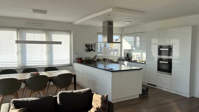 Exklusive 4-Zimmer-Wohnung mit Dachterrasse & Dachgarten – Alpenblick in Unterschleißheim