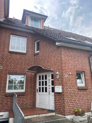 *** NEU - Charmantes Mittelreihenhaus mit 7 Zimmern, Keller und 2 Bädern auf sonnigem Grundstück ***