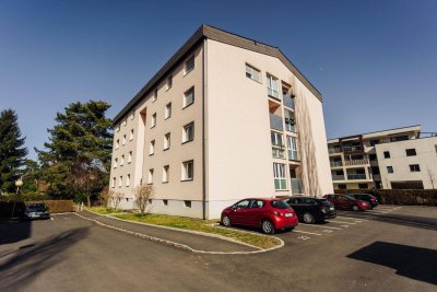 Gepflegte und ruhig gelegene 3 Zimmer-Wohnung inkl. Parkplatz und Fitnessraum!