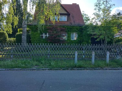 Einfamilienhaus mit Garage in Borgsdorf, dicht am Wald