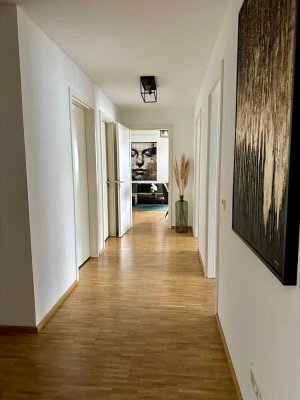 Moderne 3-Zimmer-Wohnung mit Balkon, Einbauküche & Stellplatz in begehrter Lage von Karlsruhe
