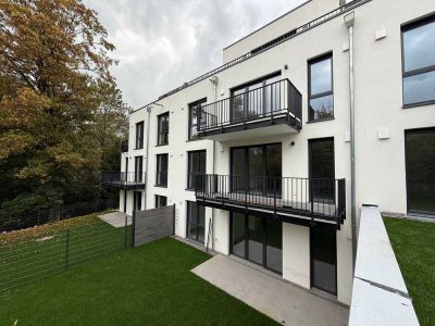 Neubau Wohnung mit eigener Terrasse in ruhiger Lage