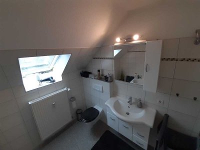 Schöne 2-Raum-DG-Wohnung mit EBK und Loggia in Bad  Oeynhausen-Rehme