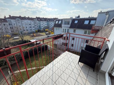 Lichtdurchflutete Wohnung mit Balkon &amp; Grünblick