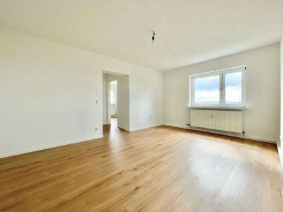 Provisionsfrei: Renovierte 3 Zimmerwohnung