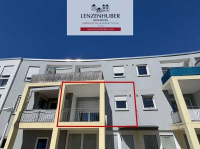 Wunderschöne, helle 1 ,5 Zimmer Wohnung mit Balkon und Tiefgaragenstellplatz am Eselsberg