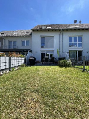 Lichtdurchflutetes Reihenhaus in familienfreundlicher Lage in Mannheim-Sandhofen