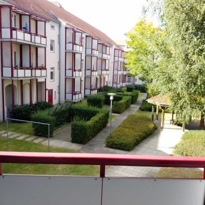 Sanierte 3 Raum Wohnung mit Balkon- Erstbezug !!!