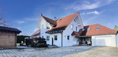 Anwesen mit Nebenhaus in ruhiger Randlage mit Fernblick in Neresheim Härtsfeld (Gewerbe möglich)
