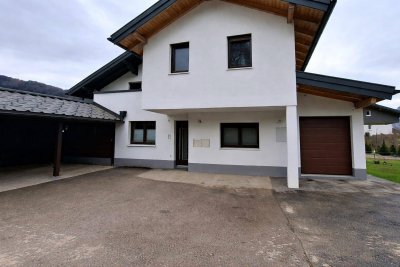 Moderne 4.5-Zimmer Wohnung mit Garten und Terrasse