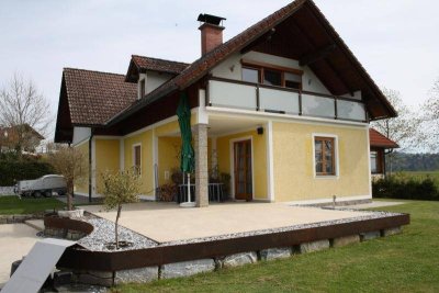 Top ausgestattetes Wohnhaus mit Pool in Heiligenkreuz am Waasen!