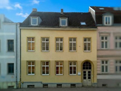 Attraktives Wohn- und Geschäftshaus mit solider Bausubstanz und Entwicklungspotenzial