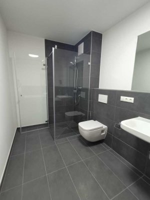 helle 3 oder 4-Zimmerwohnung je nach Bedarf