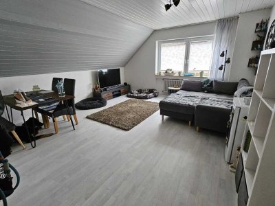 Helle 2-Zimmer Dachgeschosswohnung in Grevenbroich