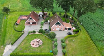 Bilderbuch Resthof zu verkaufen / Platz für 2 Familien / in Grenzlage - Niederlande