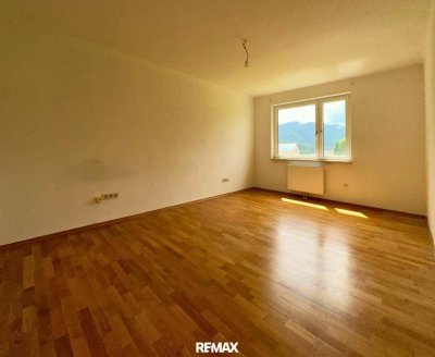 *** Helle Mietwohnung (ca. 51 m²), Balkon und traumhafter Aussicht ins Grüne – Stadtnähe trifft Ruhe ***