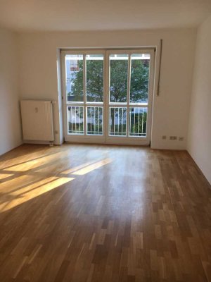 665 €, 52 m², 2 Zimmer