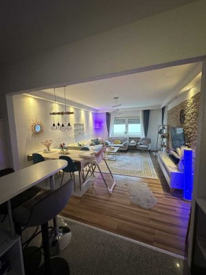 Provisionsfrei! Vermietete 3-Zimmer-Wohnung mit Einbauküche und Balkon in Kelkheim