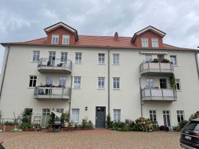 Kleine Dachgeschoßwohnung mit Blick zum See