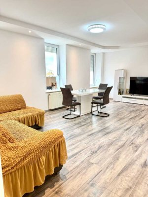 Renovierte 2 Zimmer Wohnung mit Kochnische, Badezimmer und Abstellraum