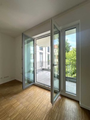 Helle 3-Zimmerwohnung * 3.OG * Einbauküche * 2 Bäder * Balkon zum Innenhof * im grünen Alt-Treptow