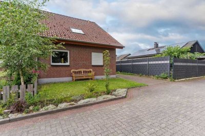 Attraktive Doppelhaushälfte in begehrter Wohnlage von Augustdorf
