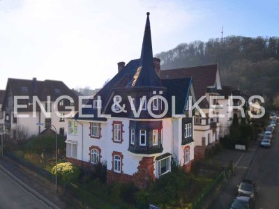 Stadtvilla aus dem frühen 20. Jahrhundert im Herzen St. Arnuals!