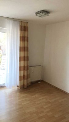 1-Zimmer-Appartement mit EBK und Balkon in Ditzenbach-Gosbach zu vermieten