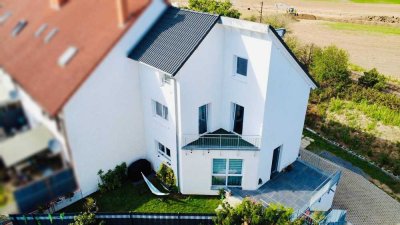 WOHNUNGSALTERNATIVE: Besonderes und optimal aufgeteiltes Familienheim - Energie A+