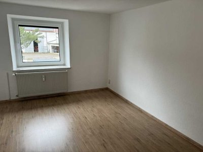 Stilvolle, neuwertige 1-Zimmer-Wohnung mit EBK in Gaimersheim