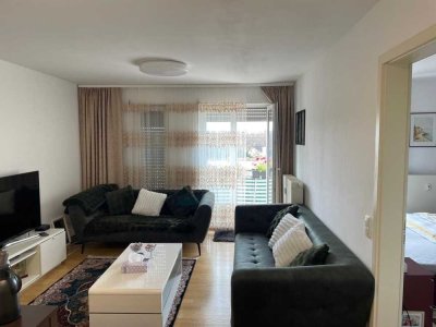 Brück Immobilien - Attraktive, vermietete 2-Zi.-Eigentumswohnung mit Balkon