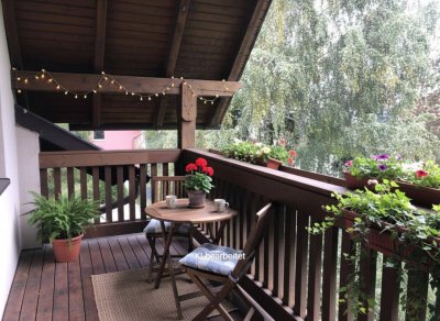 Wohnen in Hofkirchen: Gemütliche 3-Zimmer-Wohnung mit Balkon und Stellplatz!